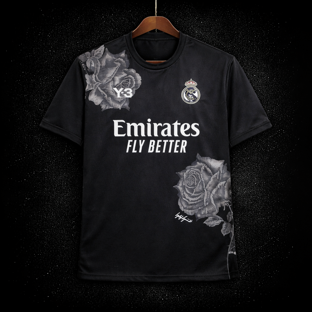 חולצה שחורה של ריאל מדריד
