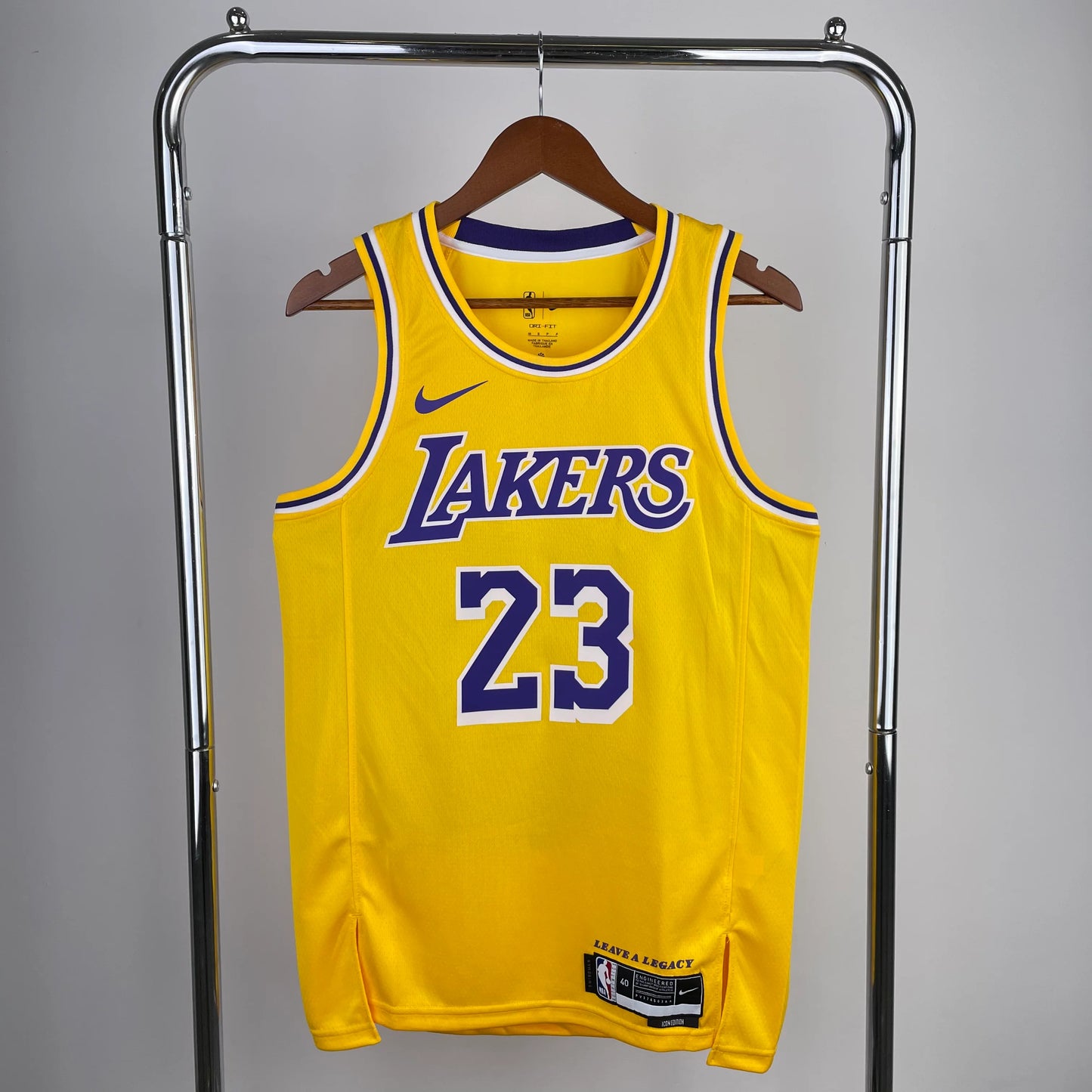 גופיית NBA לברון ג׳יימס צהובה בלוס אנג׳לס לייקרס