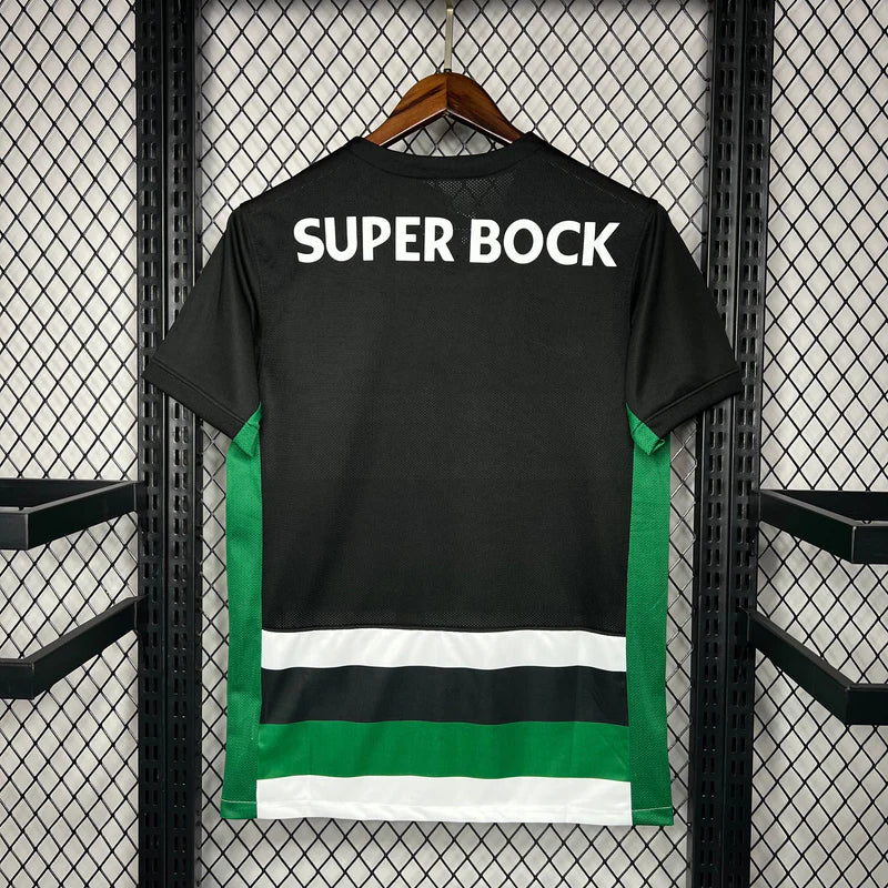 חולצת כדורגל ספורטינג ליסבון 2024-25