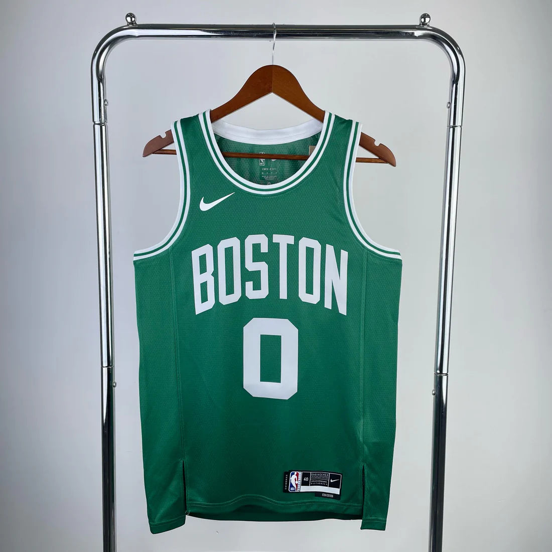 ופיית NBA ג'ייסון טייטום ירוקה בבוסטון סלטיקס